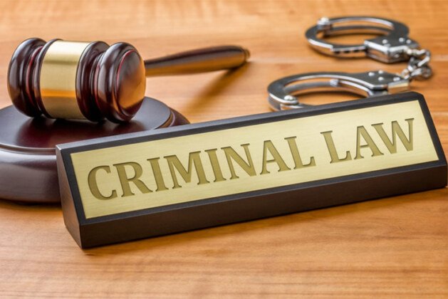 ফৌজদারি আইন ও দেওয়ানি আইনের মধ্যে পার্থক্য কী?